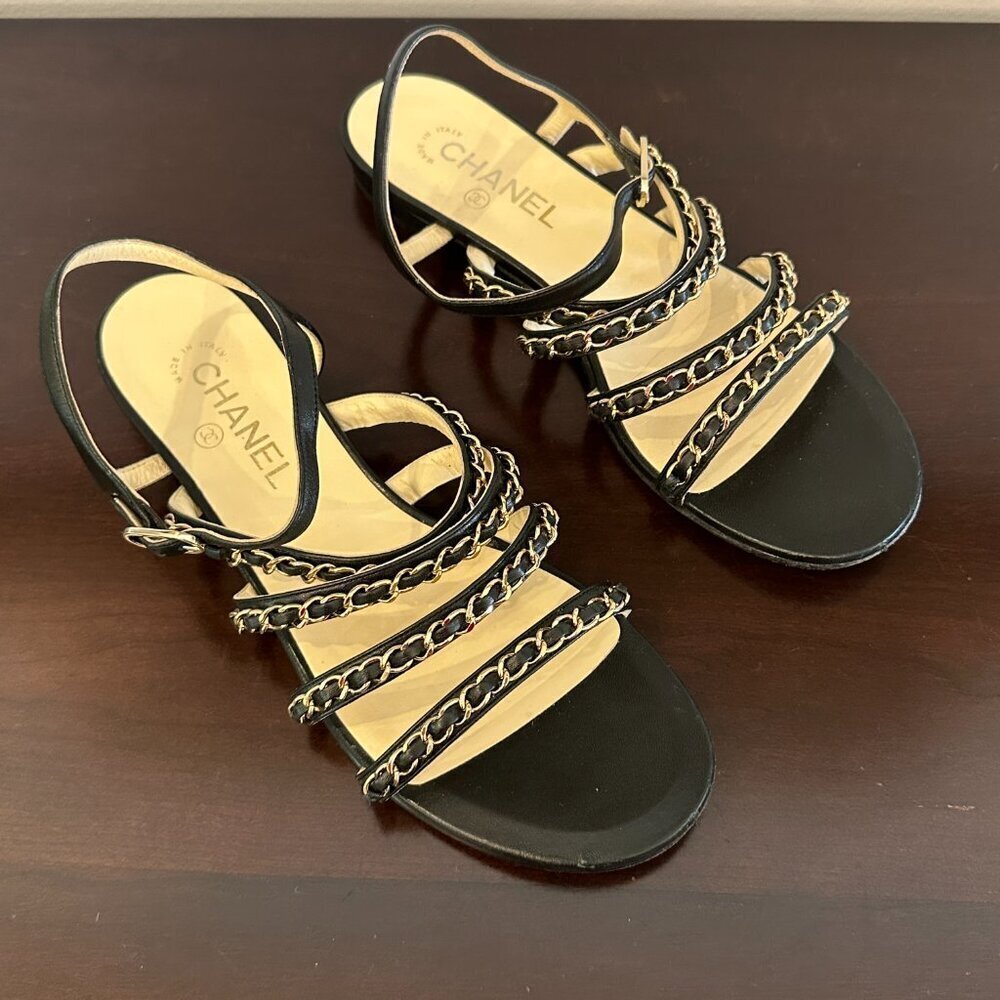 Chanel Black Leather CC Logo Chain Strap Women's Sandals Sz 40 Made in Italy - Picture 2 of 16
